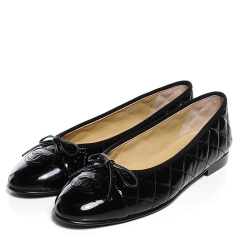 chanel black quilted flats